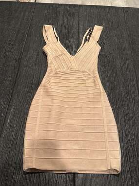 Hervé Léger Champagne Nude V-Neck Bandage Dress size S